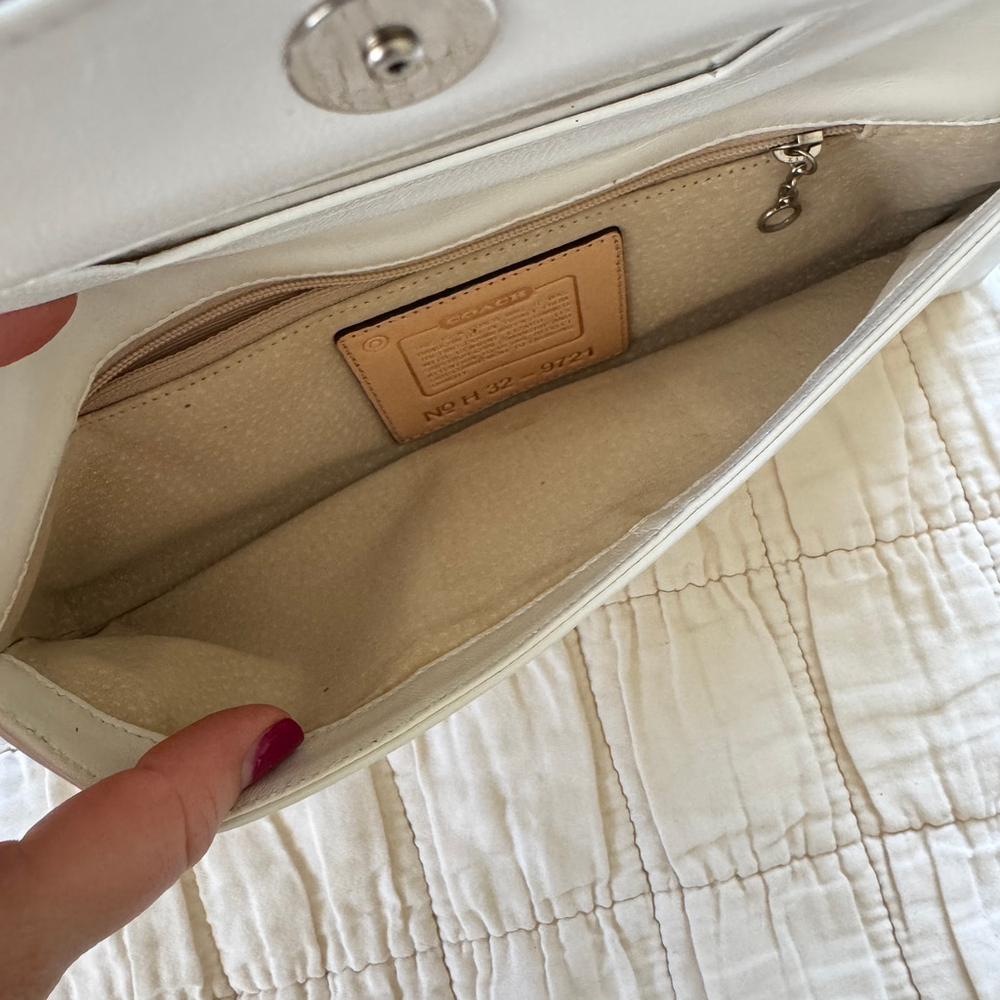 RARE Coach Wristlet Made From Exotic Genuine Lizard and Lamb Nappa - Picture 6 of 11